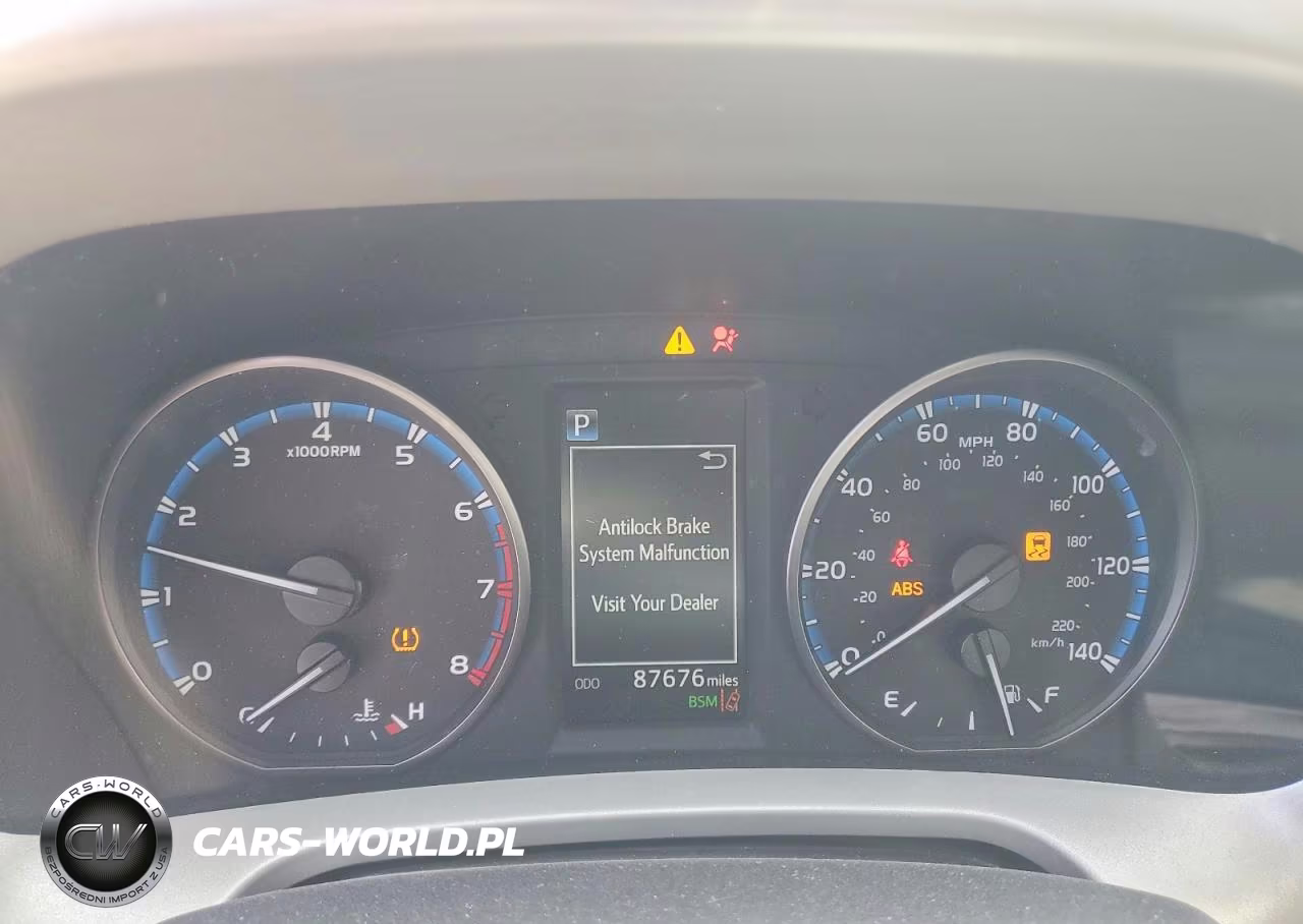 2017 Toyota Rav4 Xle VIN:2T3RFREV6HW666382 - 9