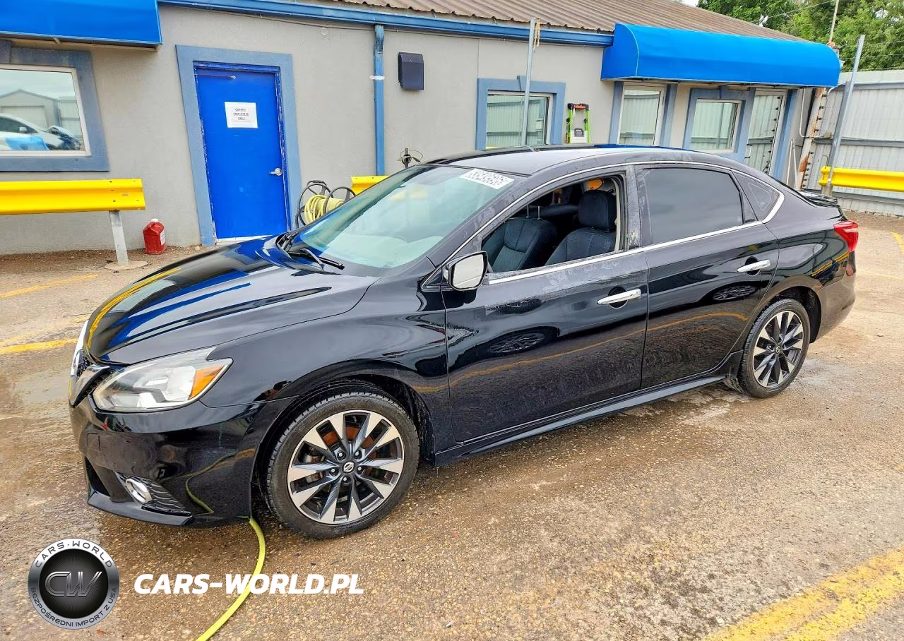 2019 Nissan Sentra Sr – zdjęcie 1 z 12
