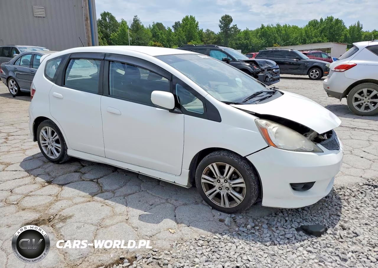 2009 Honda Fit Sport VIN:JHMGE88499S004229 - 4