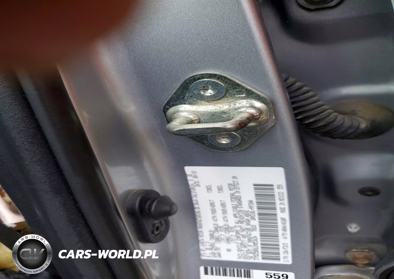 2018 Toyota Tacoma Trd Sport VIN:3TMDZ5BN2JM053634 - 12
