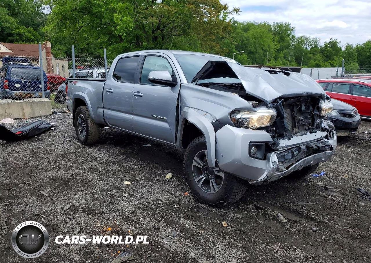2018 Toyota Tacoma Trd Sport VIN:3TMDZ5BN2JM053634 - 4