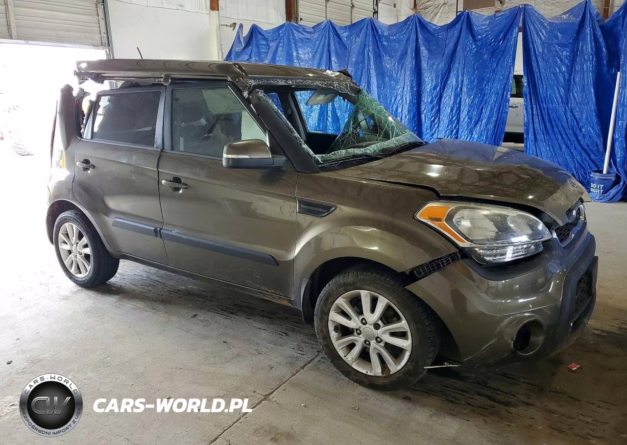 2012 Kia Soul + VIN:KNDJT2A64C7368526 - 4