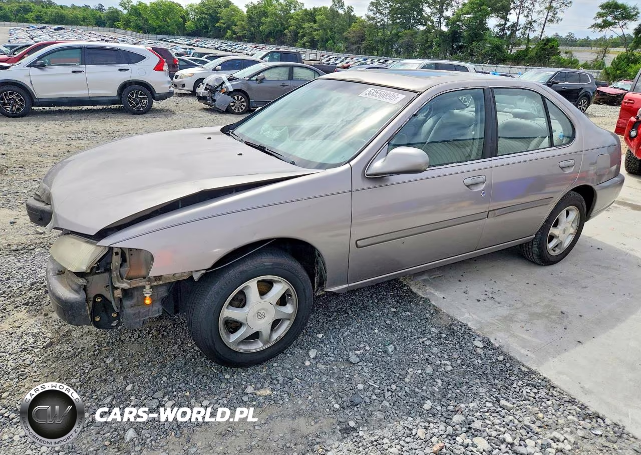 1999 Nissan Altima Xe