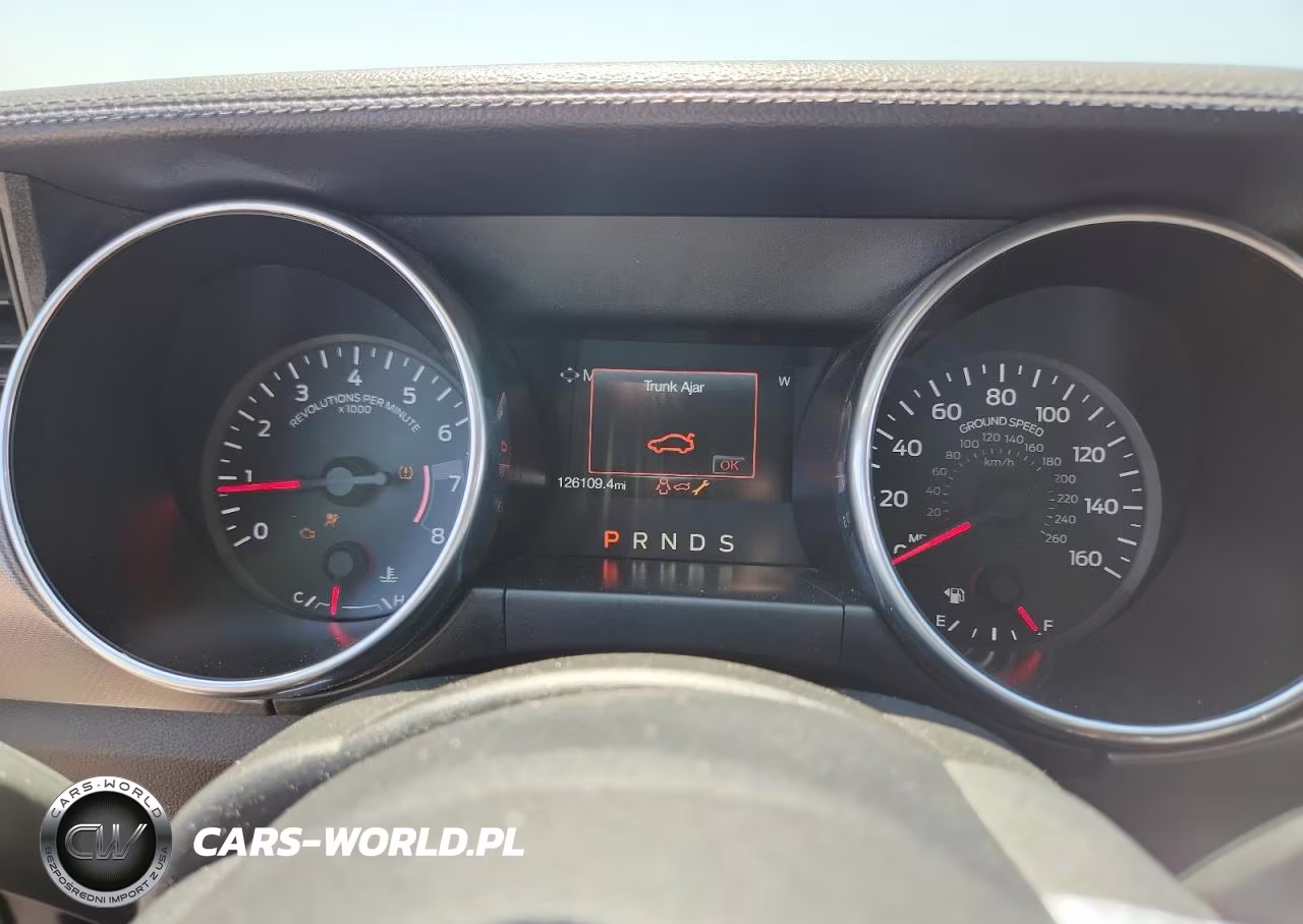 2018 Ford Mustang VIN:1FATP8UHXJ5124004 - 9