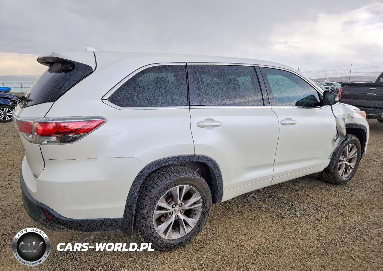 2014 Toyota Highlander Le Plus VIN:5TDBKRFH3ES022180 - 3