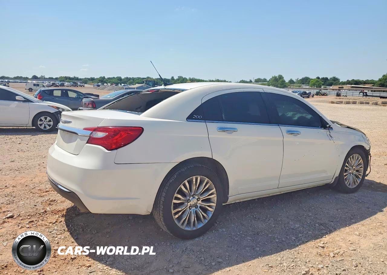 2011 Chrysler 200 VIN:1C3BC2FG9BN505464 - 3