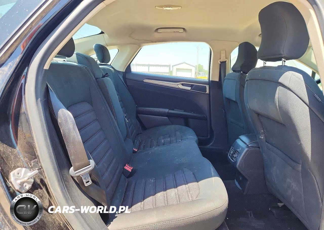 2017 Ford Fusion Se VIN:3FA6P0H70HR380417 - 10