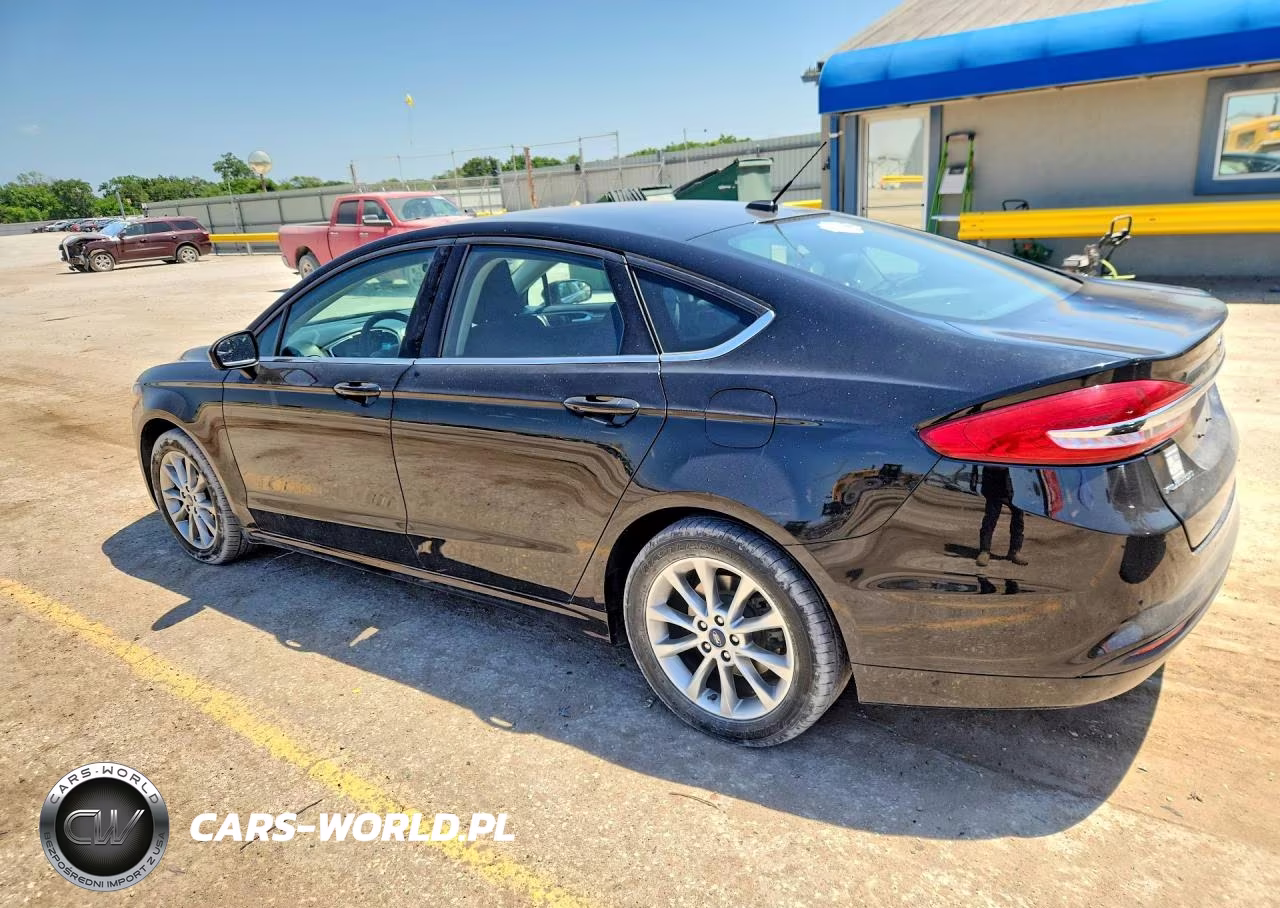 2017 Ford Fusion Se VIN:3FA6P0H70HR380417 - 2