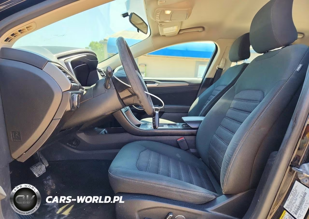 2017 Ford Fusion Se VIN:3FA6P0H70HR380417 - 7