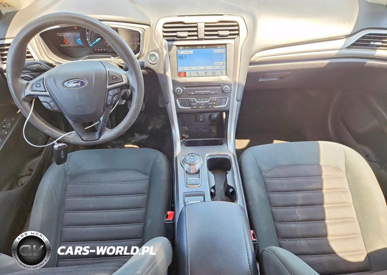 2017 Ford Fusion Se VIN:3FA6P0H70HR380417 - 8