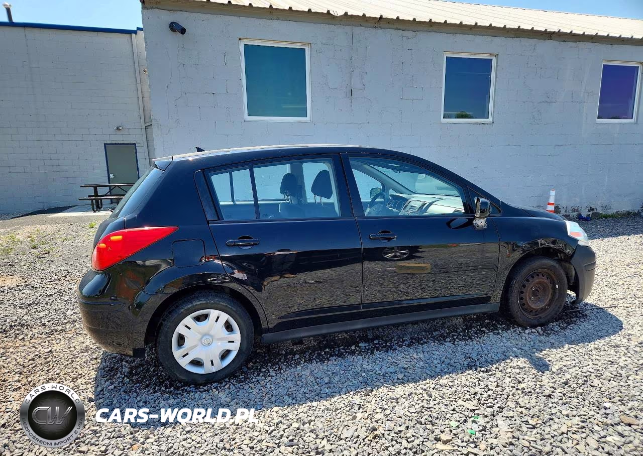 2011 Nissan Versa 1.8S VIN:3N1BC1CP3BL502220 - 3
