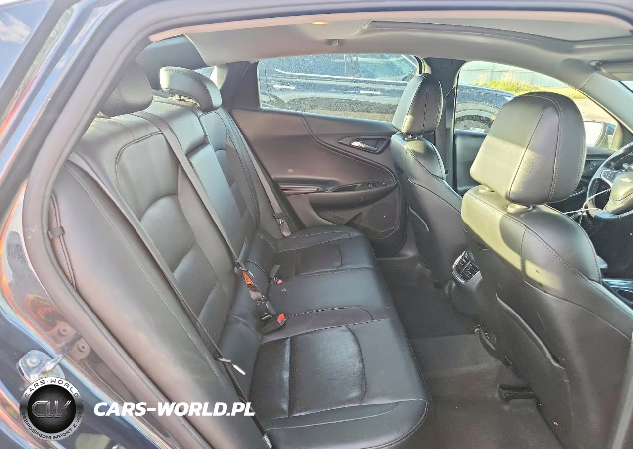 2020 Chev Malibu Premier VIN:1G1ZE5SX2LF047363 - 10