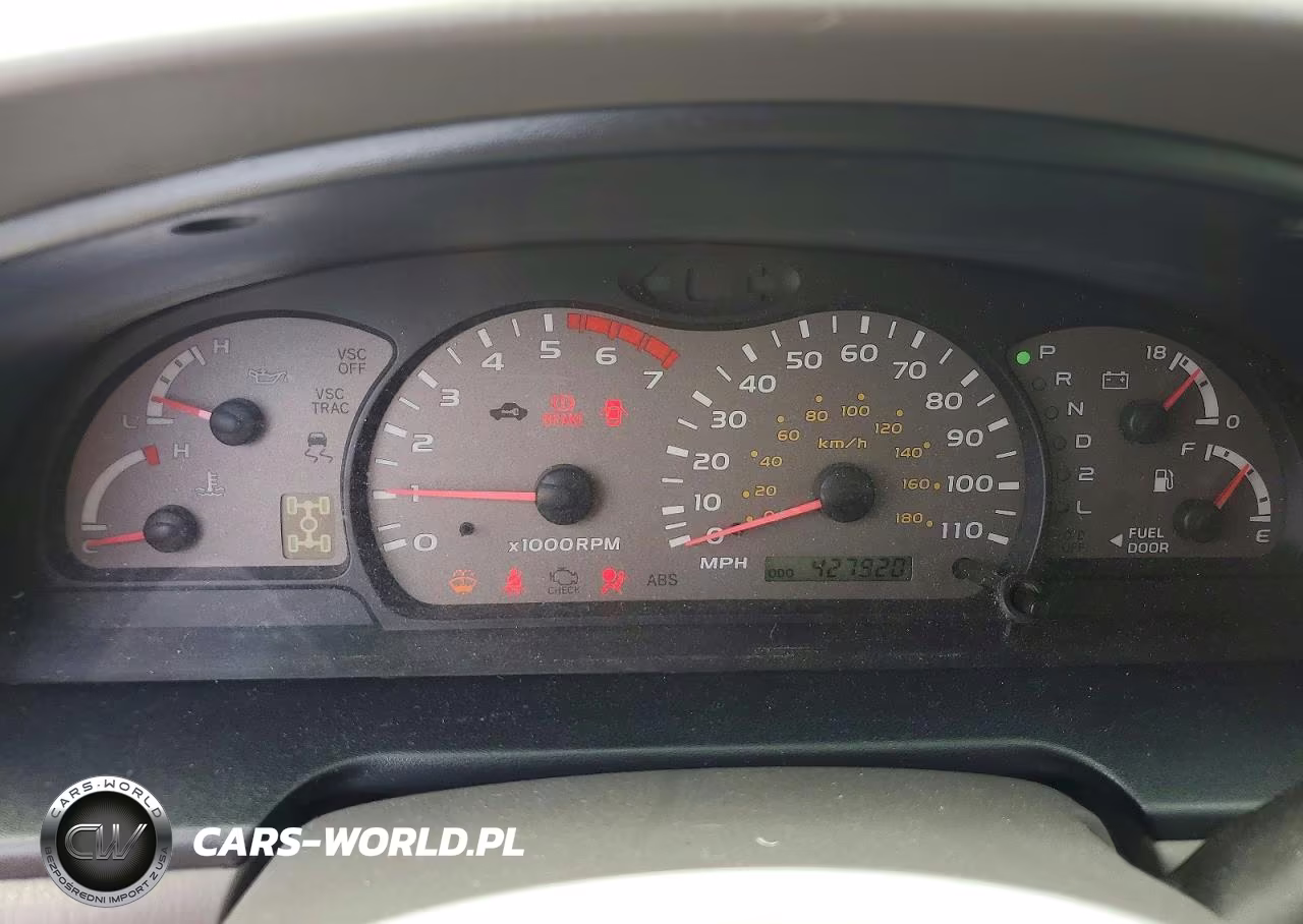 2003 Toyota Sequoia Limited VIN:5TDBT48A83S165753 - 9