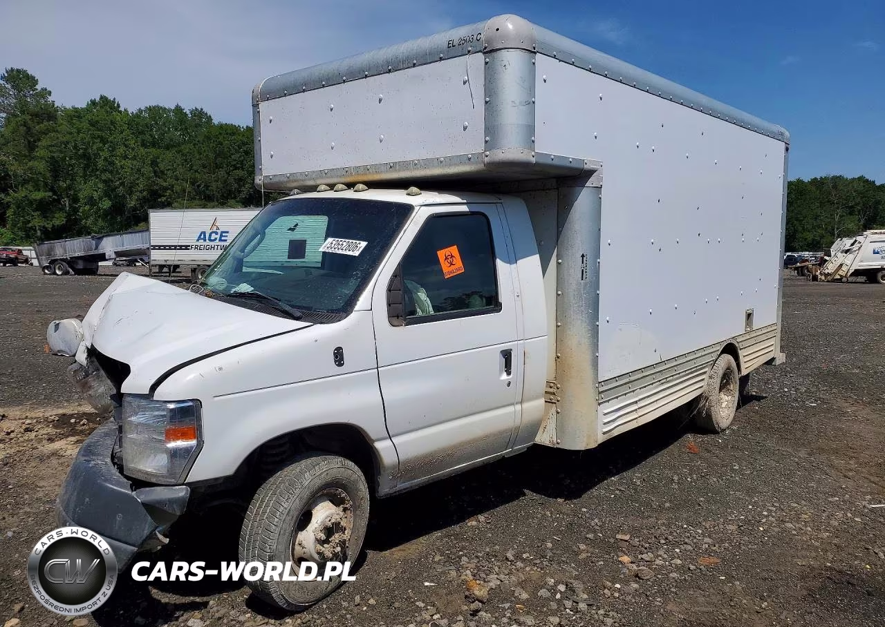 2009 Ford E450 Box Truck