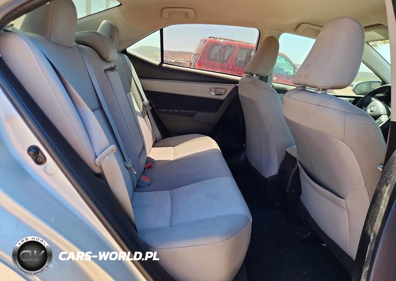 2016 Toyota Corolla Le VIN:5YFBURHEXGP558181 - 10