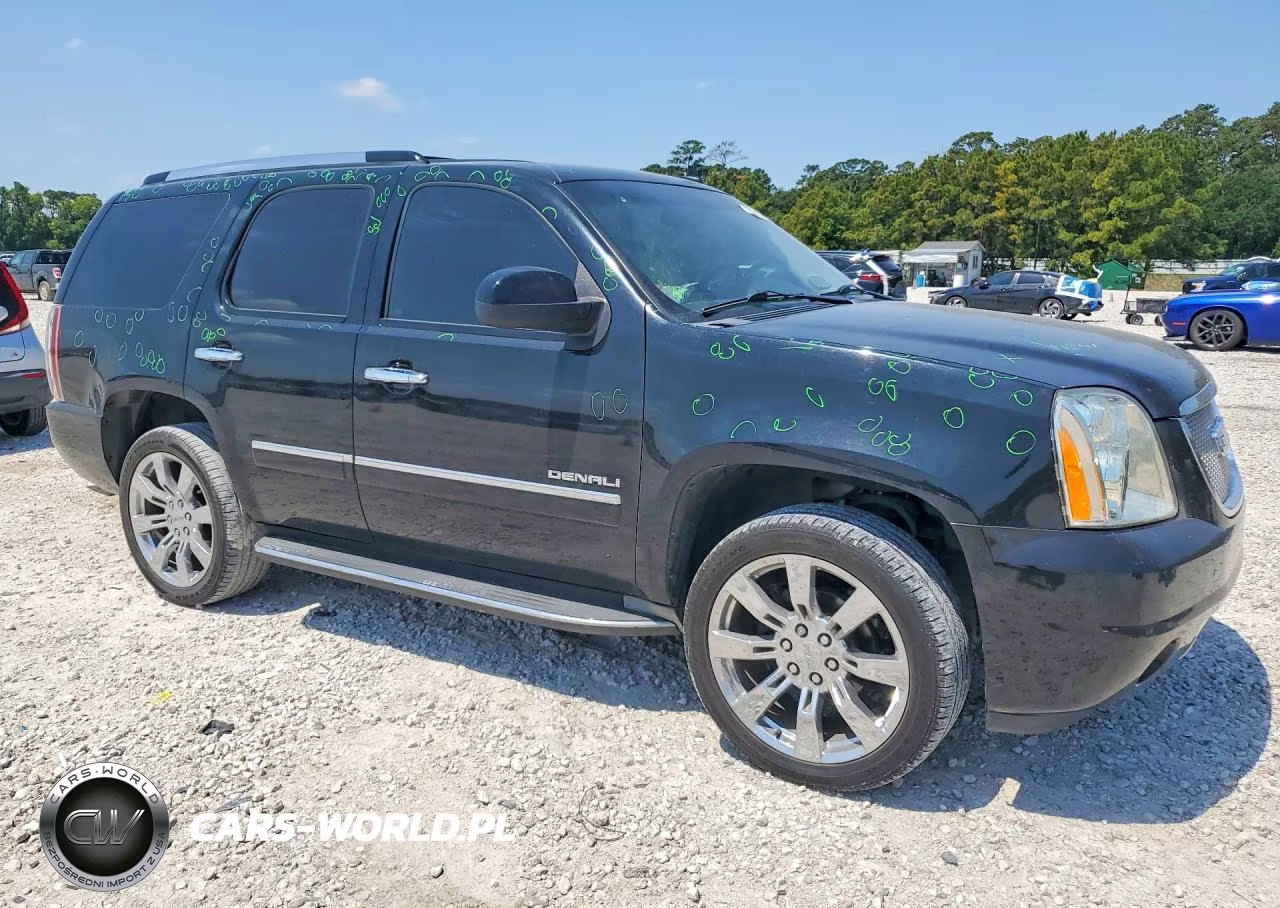 2011 GMC Yukon Denali VIN:1GKS1EEF6BR124888 - 4