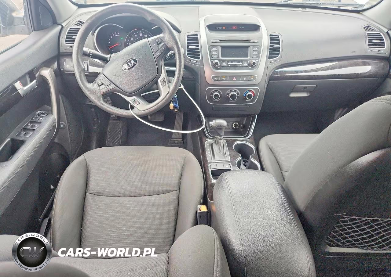 2015 Kia Sorento Lx VIN:5XYKT3A67FG618651 - 8