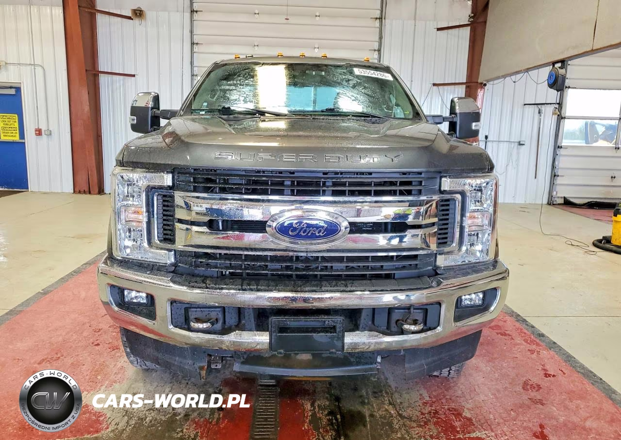 2017 Ford F250 Super Duty VIN:1FT7X2B6XHEE54729 - 5