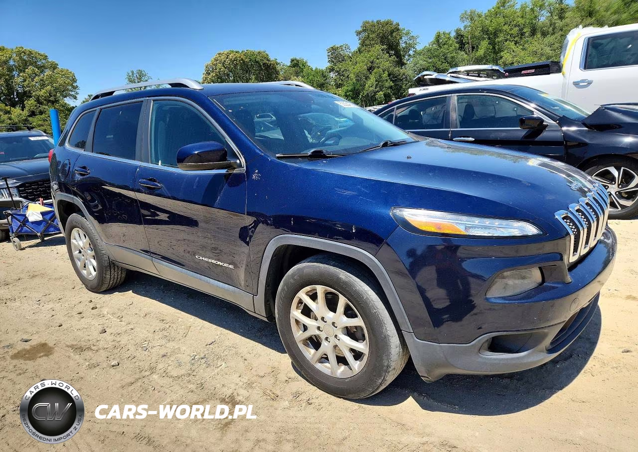2014 Jeep Cherokee Latitude VIN:1C4PJMCB5EW185649 - 4