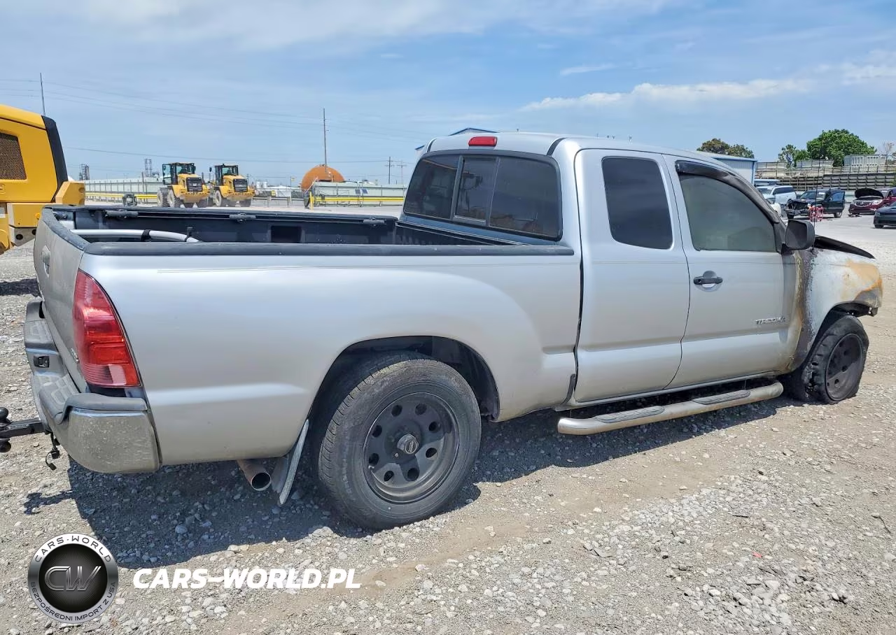 2008 Toyota Tacoma Access Cab VIN:5TETX22N08Z545530 - 3