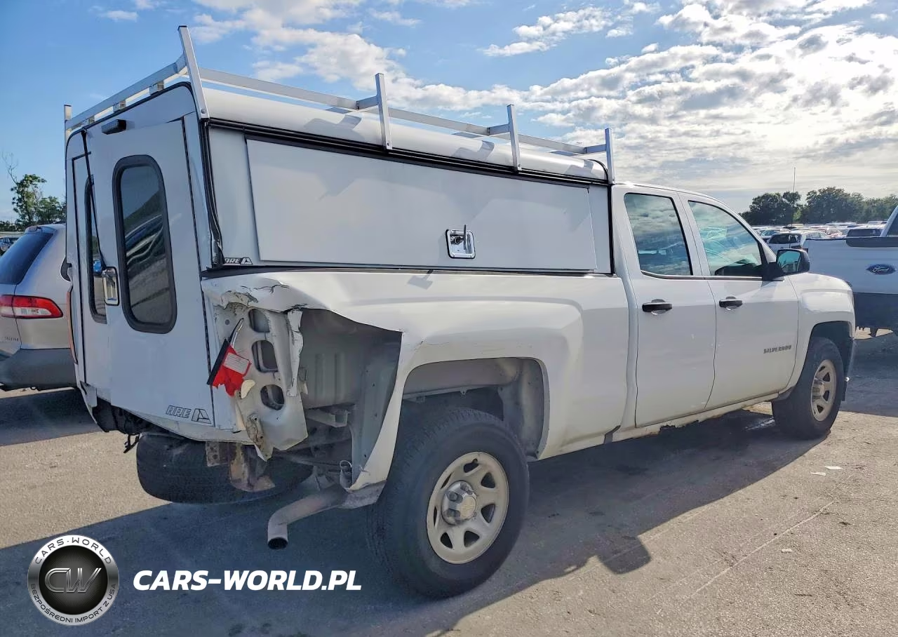 2016 Chevrolet 1500 Silve VIN:1GCRCNEH1GZ201356 - 3