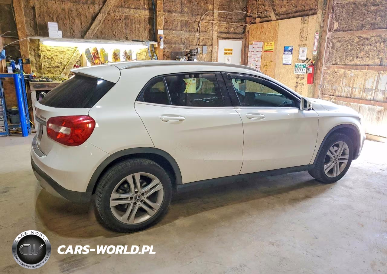 2018 Mercedes-Benz Gla 250 4Matic VIN:WDCTG4GB8JJ521982 - 3