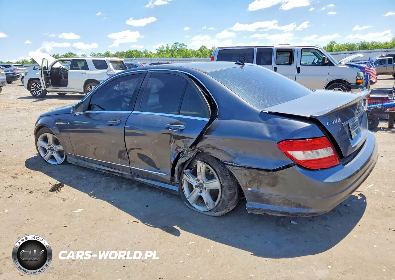 2011 Mercedes-Benz C 300 4Matic VIN:WDDGF8BB5BR153214 - 2