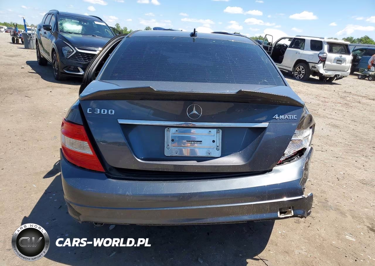 2011 Mercedes-Benz C 300 4Matic VIN:WDDGF8BB5BR153214 - 6