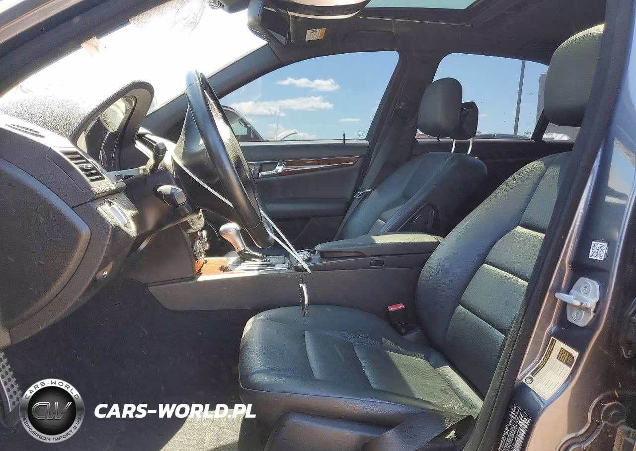 2011 Mercedes-Benz C 300 4Matic VIN:WDDGF8BB5BR153214 - 7