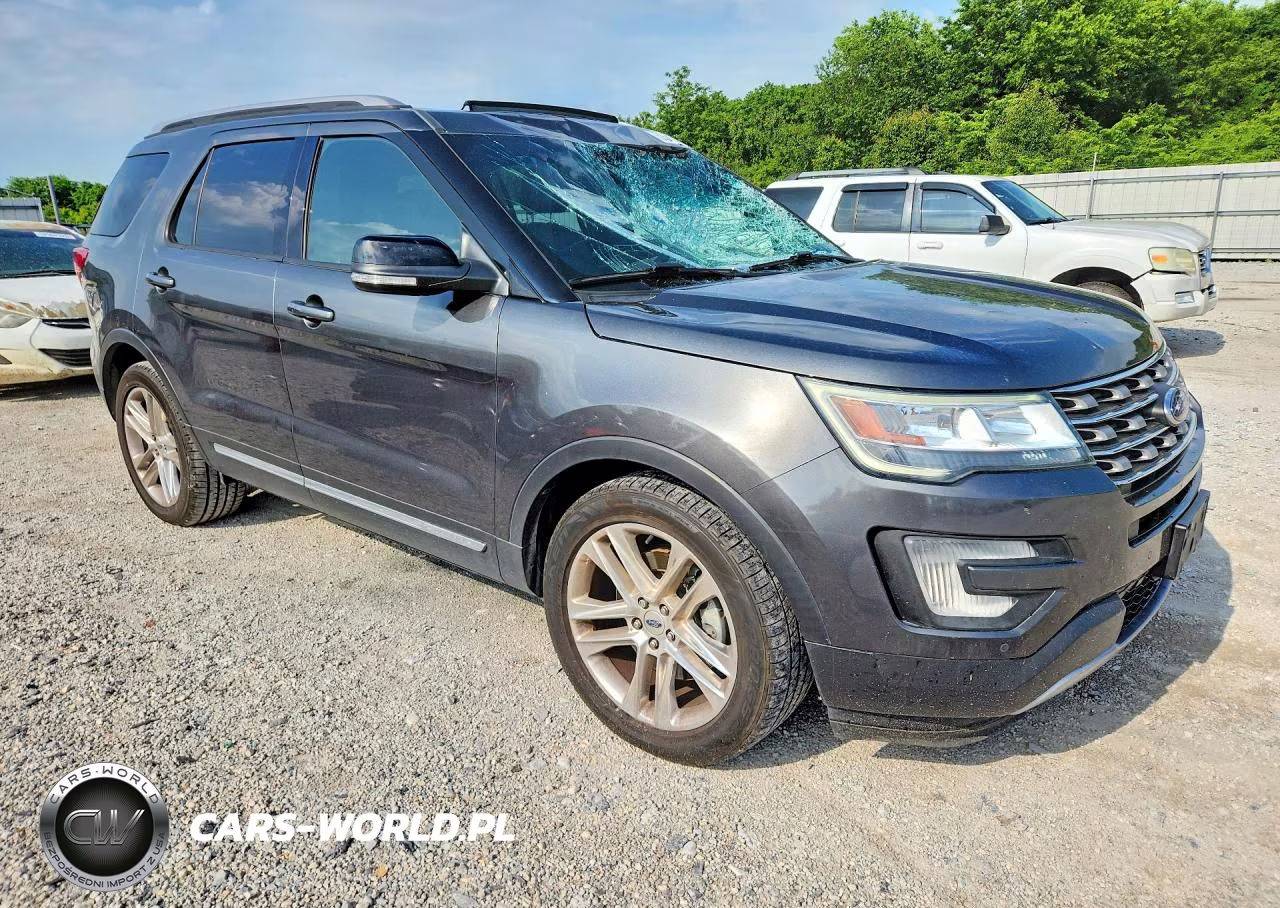 2017 Ford Explorer Xlt VIN:1FM5K7D82HGB69928 - 4