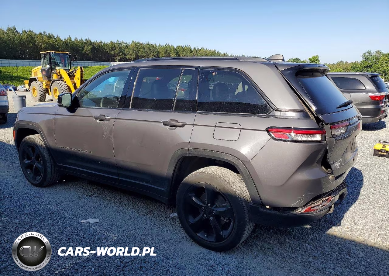 2023 Jeep Grand Cherokee Laredo VIN:1C4RJGAG0P8891332 - 2