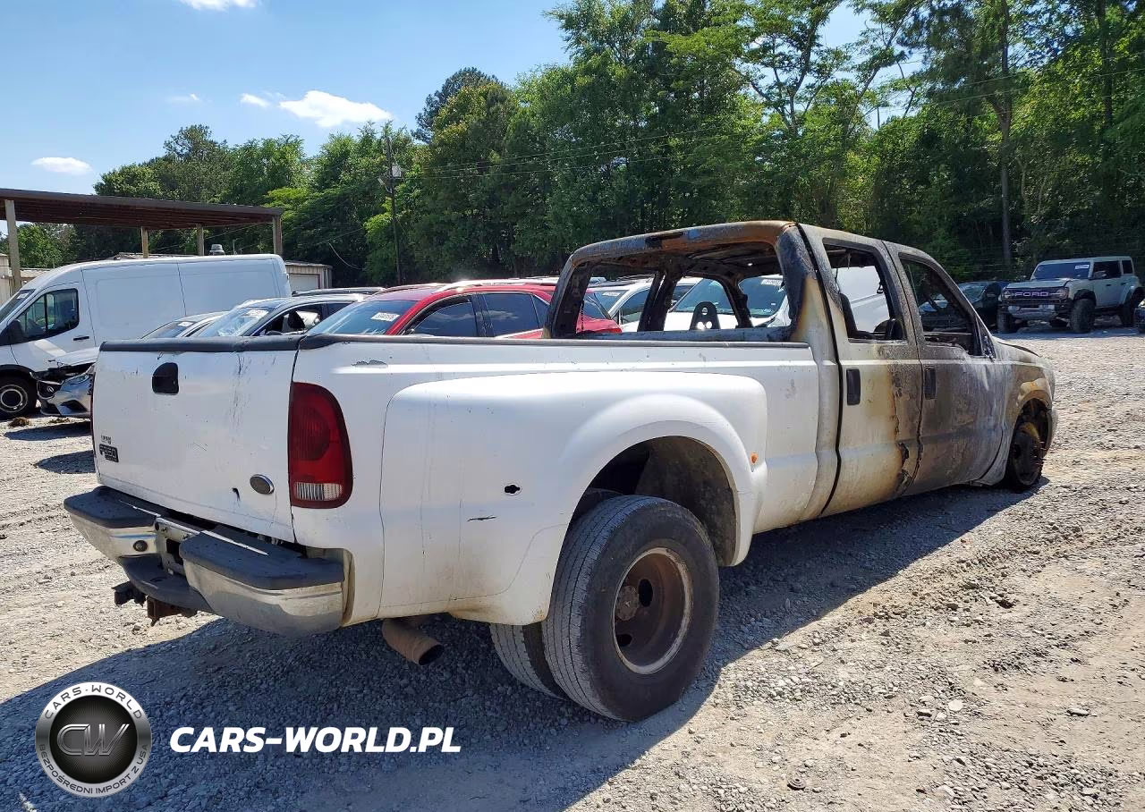 2003 Ford F350 Super Duty VIN:1FTWW32F03EA95596 - 3
