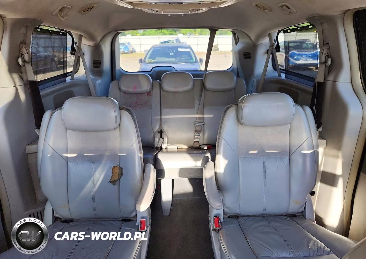2010 Chrysler Town & Country Limited VIN:2A4RR6DX0AR133852 - 10