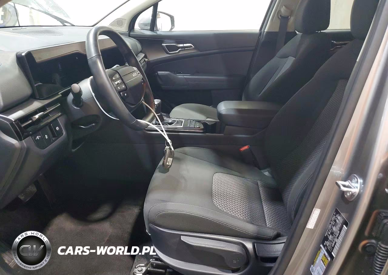 2026 Kia Sportage Lx VIN:KNDPUCDF3T7455245 - 7