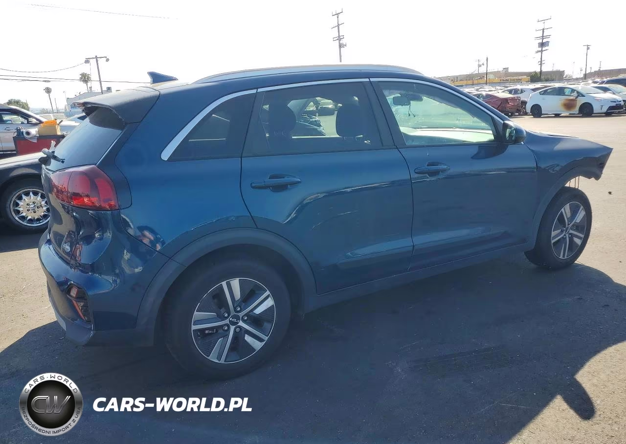 2022 Kia Niro Lxs VIN:KNDCB3LC7N5548568 - 3