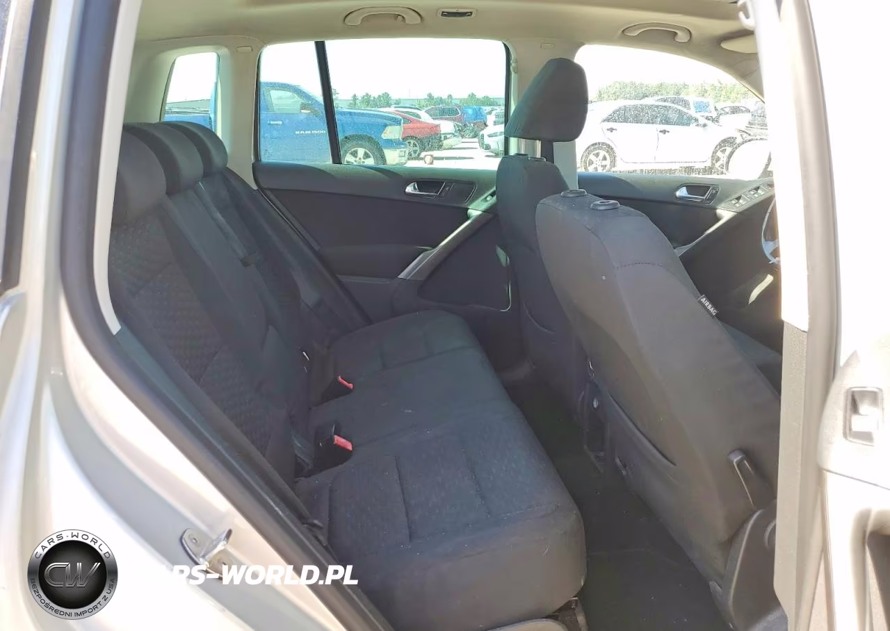 2009 Volkswagen Tiguan S VIN:WVGAV75N39W526826 - 11