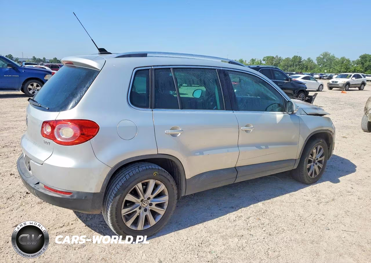 2009 Volkswagen Tiguan S VIN:WVGAV75N39W526826 - 3