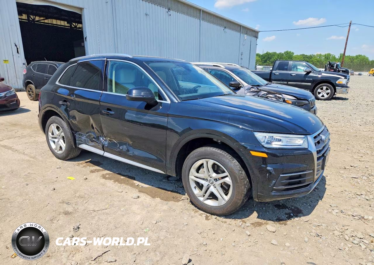 2019 Audi Q5 Premium VIN:WA1ANAFY1K2054109 - 4