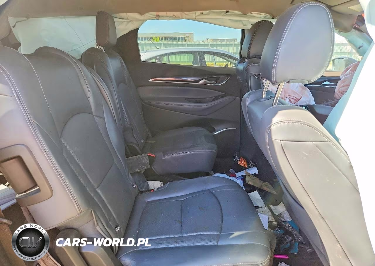 2018 Buick Enclave VIN:5GAEVBKW0JJ235905 - 11