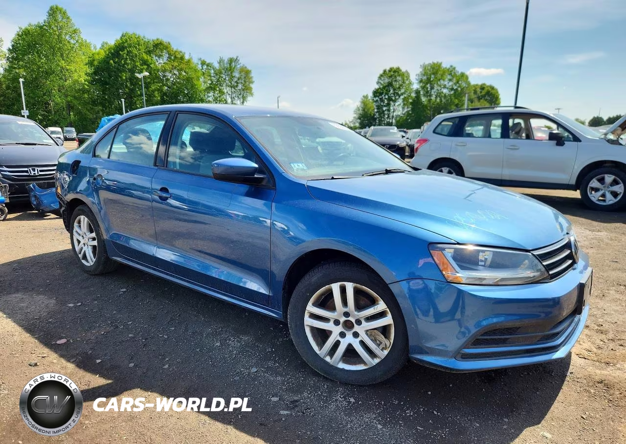 2018 Volkswagen Jetta S VIN:3VW2B7AJ7JM226115 - 4