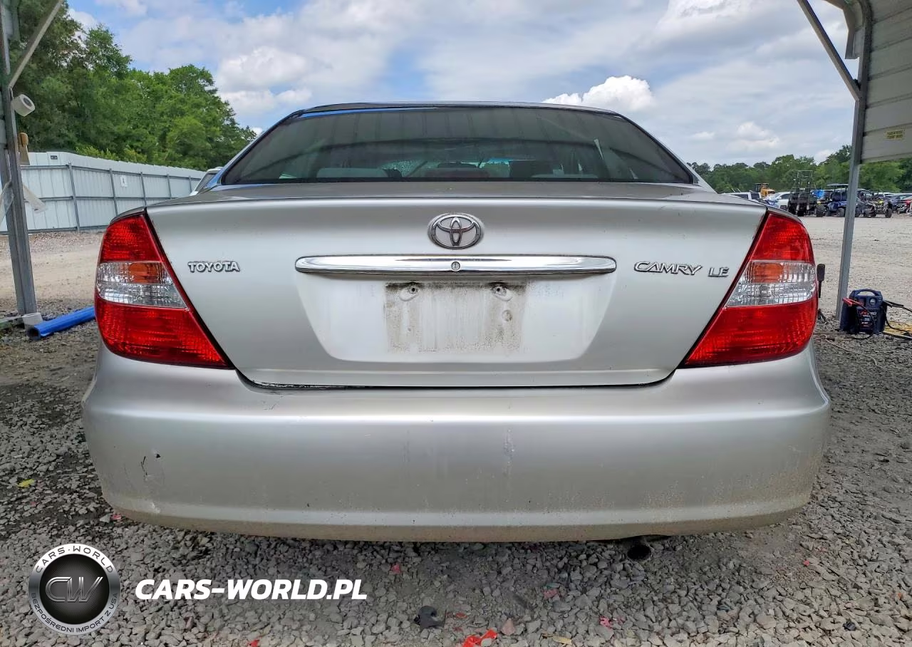 2002 Toyota Camry Le VIN:4T1BE32K42U051177 - 6