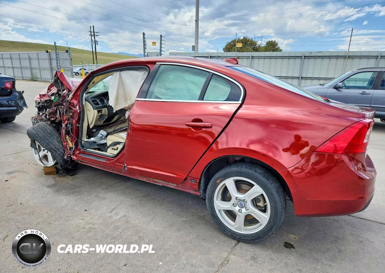 2013 Volvo S60 T5 VIN:YV1612FH3D2185942 - 2