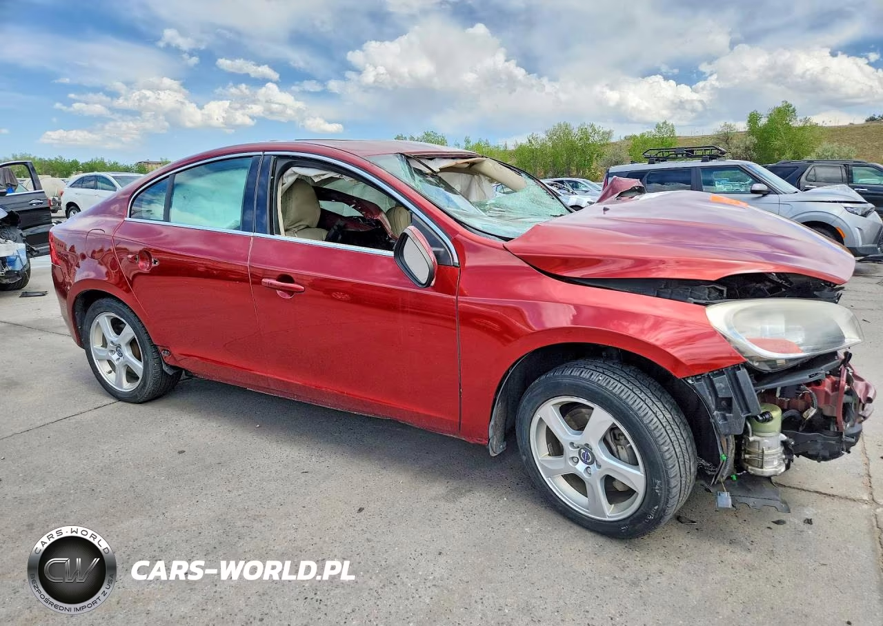 2013 Volvo S60 T5 VIN:YV1612FH3D2185942 - 4