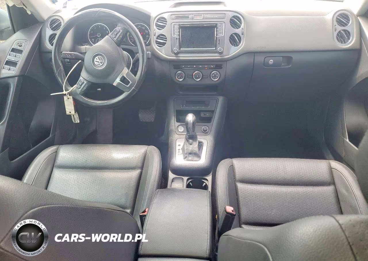 2016 Volkswagen Tiguan S VIN:WVGAV7AX2GW606364 - 8