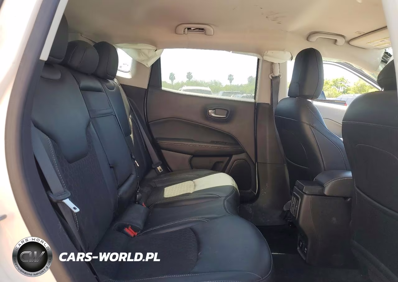 2019 JEEP COMPASS LATITUDE VIN:3C4NJDBB2KT703341 - 10