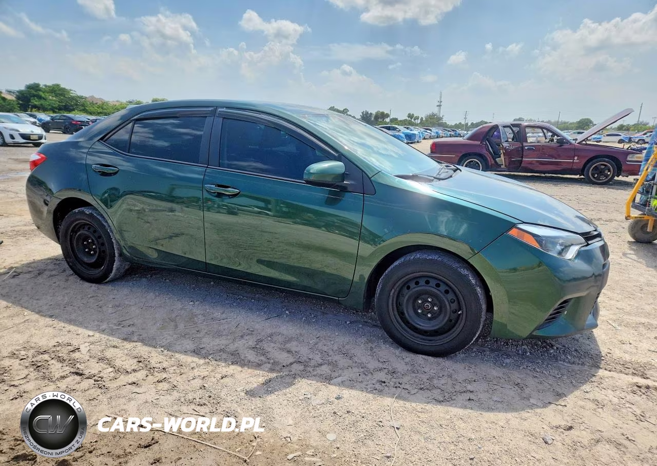 2014 Toyota Corolla Le VIN:5YFBURHE6EP103969 - 4