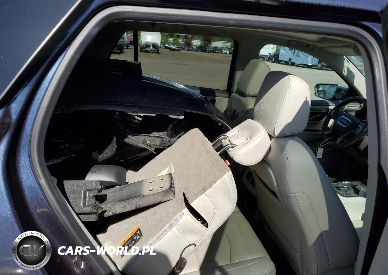 2018 GMC Terrain Denali VIN:3GKALSEX4JL307192 - 10