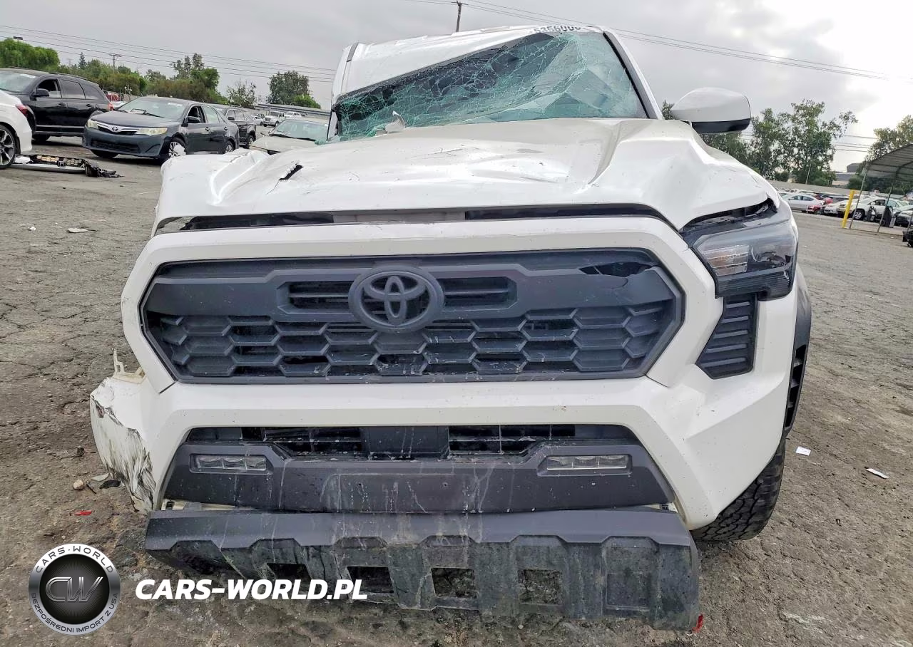 2025 Toyota Tacoma Trd Off-Road VIN:3TMLB5JN3SM154961 - 5