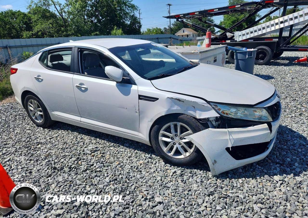 2013 Kia Optima Lx VIN:KNAGM4A71D5381742 - 4