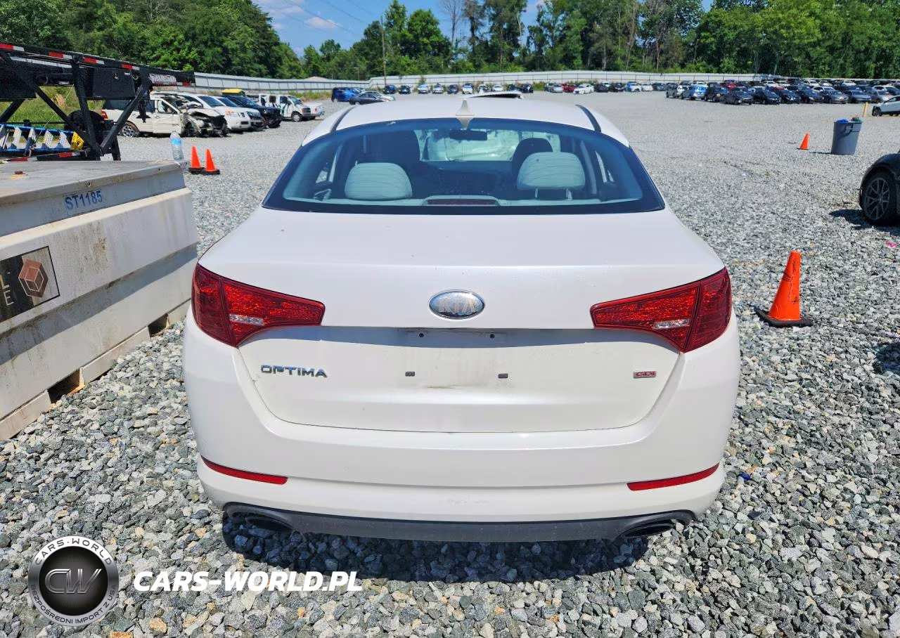2013 Kia Optima Lx VIN:KNAGM4A71D5381742 - 6